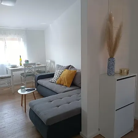 Apartman Dona شقة
