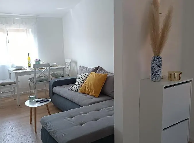 Apartman Dona דירה