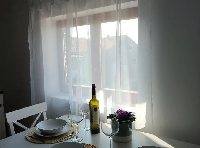 דירה Apartman Dona *